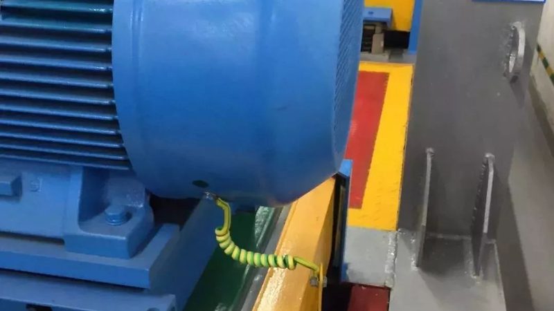 三相异步电机功率因数低：原因与对策解析